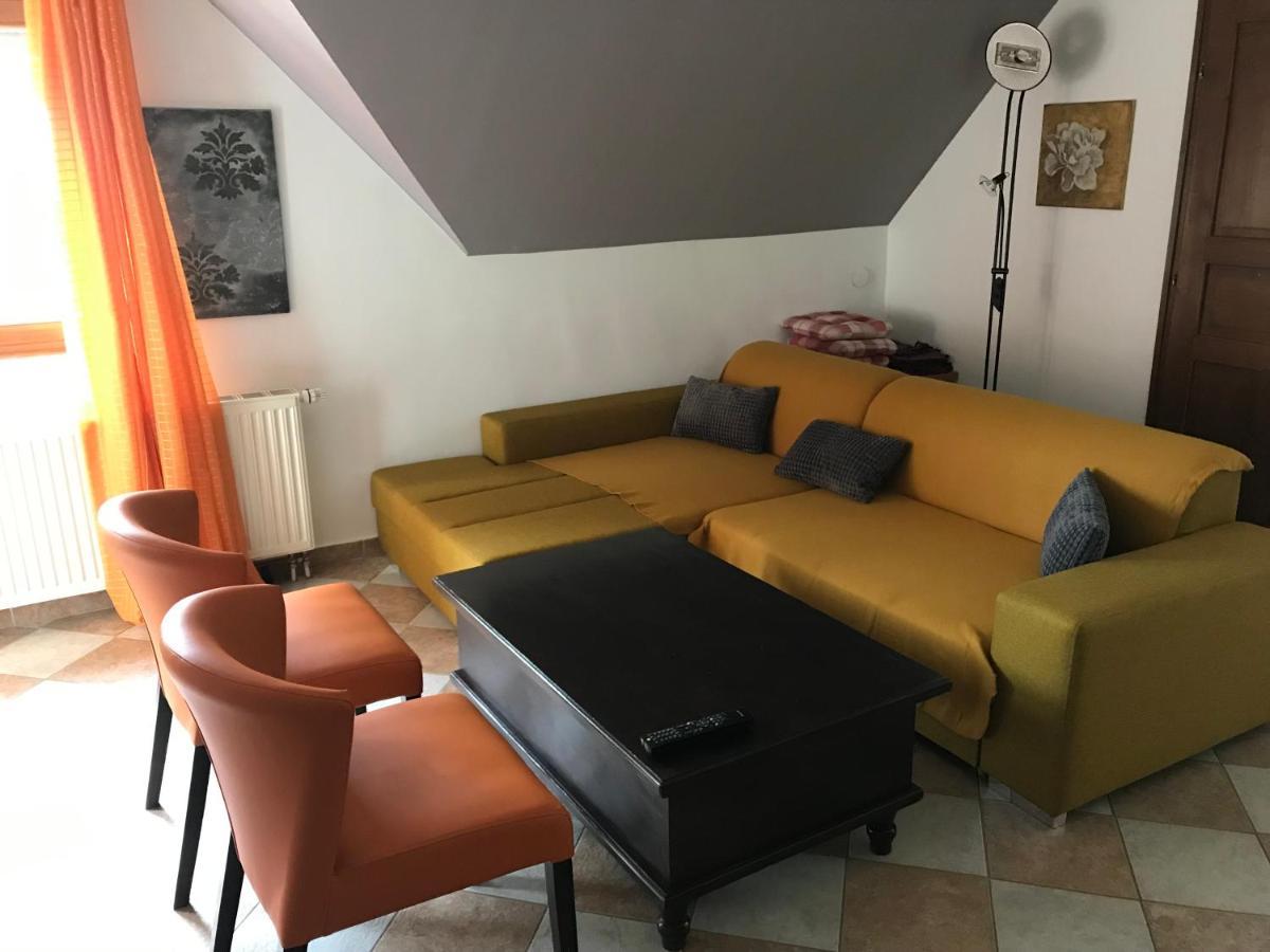 Marta Apartman Balatonalmadi Exterior photo