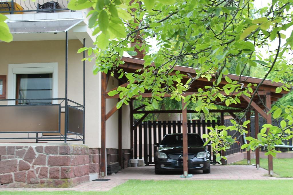 Marta Apartman Balatonalmadi Exterior photo